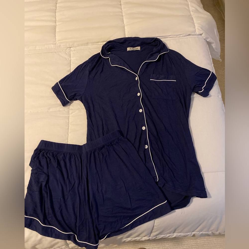 Navy Short-Sleeve Pajama Set with White Piping - Women